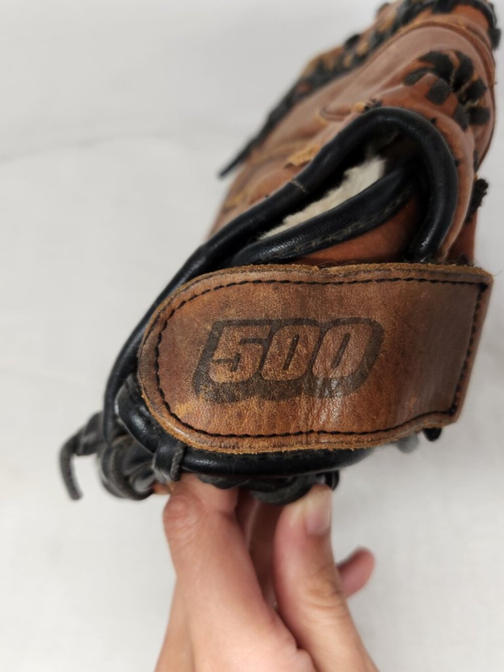 VTG Wilson Softball Mitt 32 Inch Ecco Leather A0500 FPCM Tan Black Catcher Glove - Picture 6 of 6